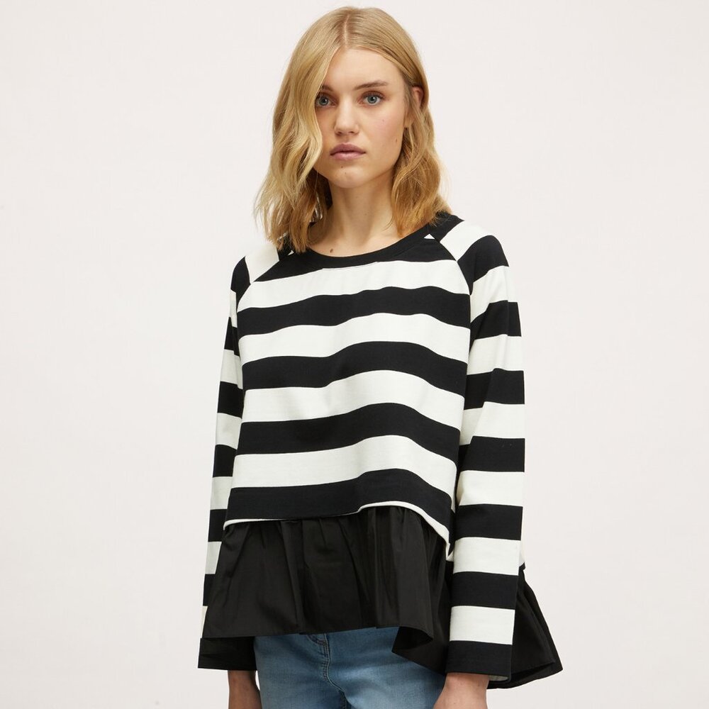 Seed heritage blue and white striped ruffle top | size s